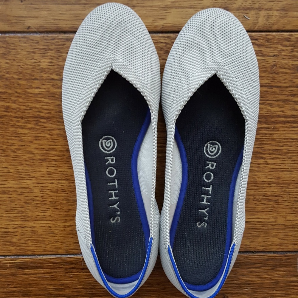 Rothys flats, round toe flax birdseye pattern 6.5